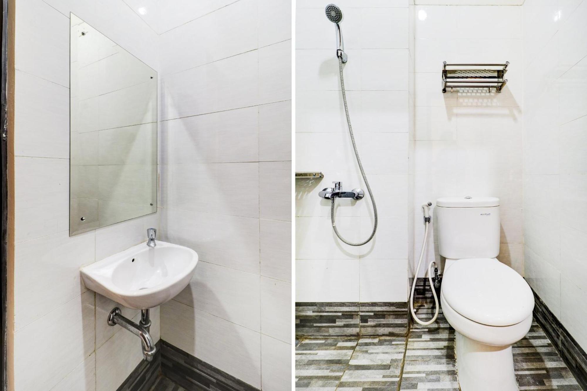 Oyo 90215 Ada Residence Telukjambe Εξωτερικό φωτογραφία