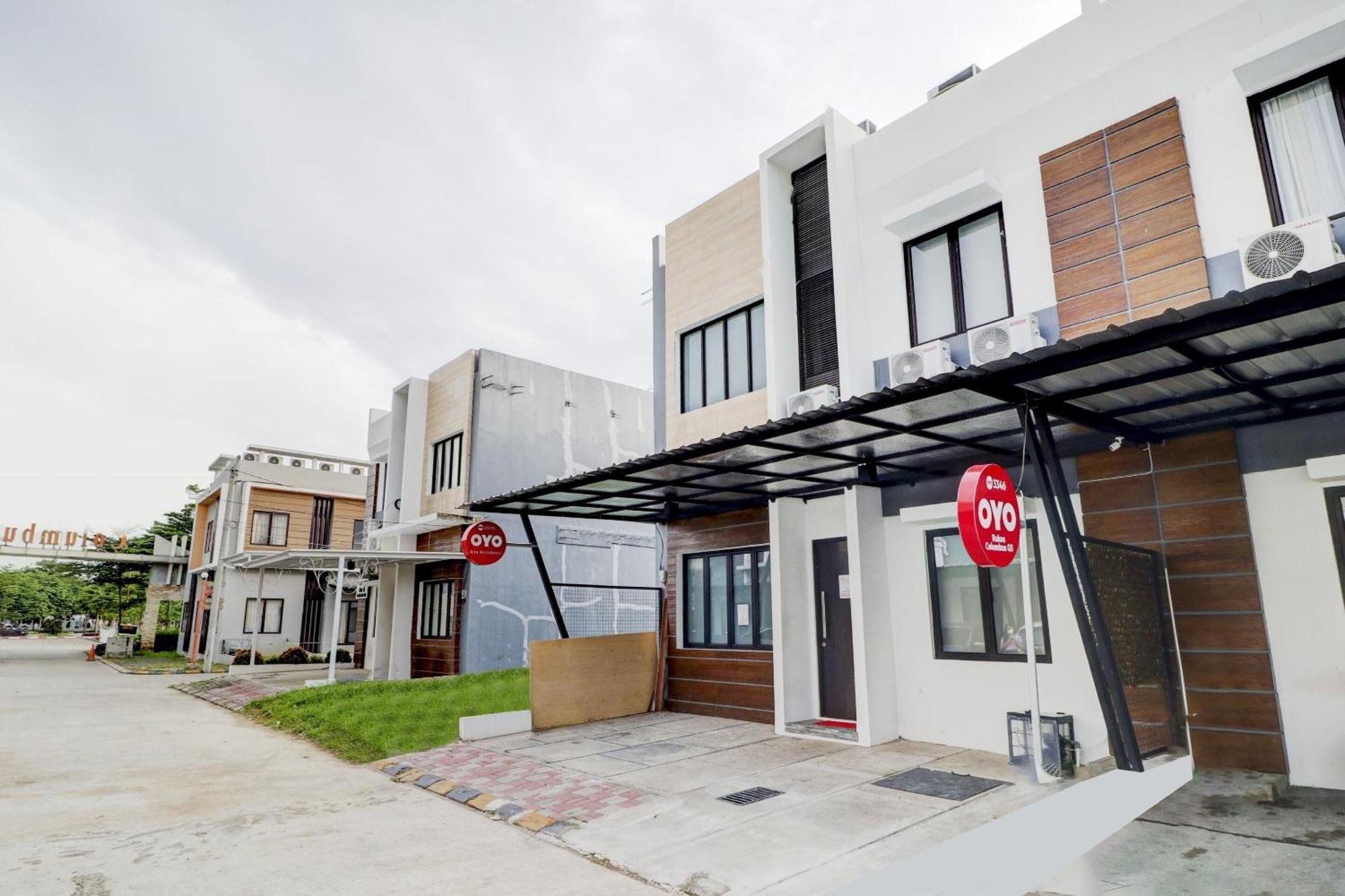 Oyo 90215 Ada Residence Telukjambe Εξωτερικό φωτογραφία